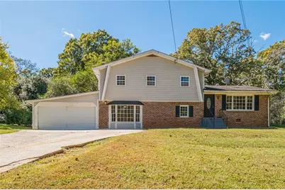 1798 Dogwood Court, Snellville, GA 30078 - Photo 1