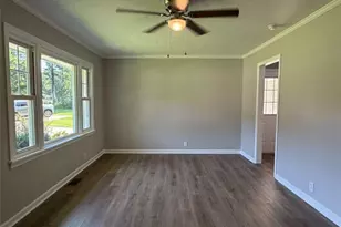 1289 Stewart St, Carrollton, GA 30117 - Photo 6