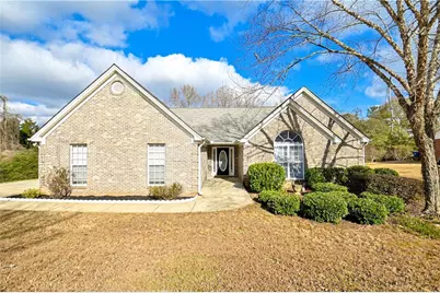 719 Overlook Drive, Winder, GA 30680 - Photo 1