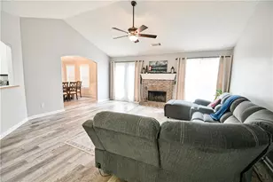 719 Overlook Dr, Winder, GA 30680 - Photo 14