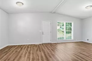 3024 Pasadena Dr, Decatur, GA 30032 - Photo 8