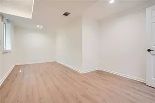 895 Kings Grant Dr NW, Atlanta, GA 30318 - Photo 20