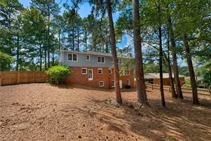4521 S Roberts Dr, Buford, GA 30518 - Photo 16
