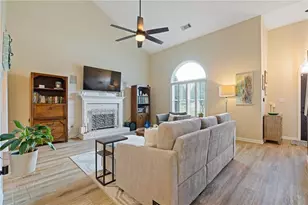 3915 Ivy Run Cir, Duluth, GA 30096 - Photo 4