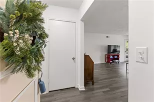 6851 Roswell Rd, Sandy Springs, GA 30328 - Photo 4