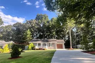 6015 Sumter Dr, Douglasville, GA 30135 - Photo 2