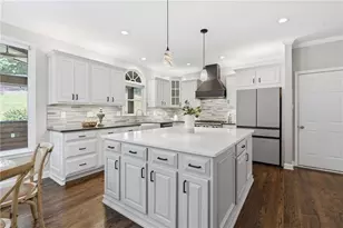 112 Grandcrest Dr, Suwanee, GA 30024 - Photo 12
