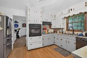 1933 Big Shanty Dr, Kennesaw, GA 30144 - Photo 8