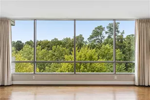 700 Park Regency Pl NE, Atlanta, GA 30326 - Photo 6