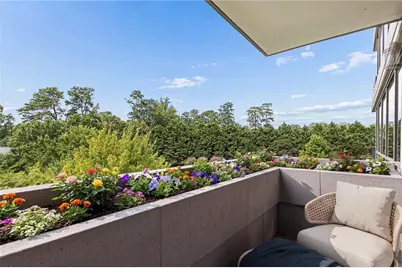 700 Park Regency Place NE #707, Atlanta, GA 30326 - Photo 12