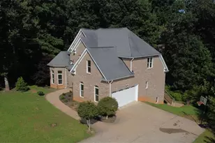 318 Waterford Cir, Cornelia, GA 30531 - Photo 6