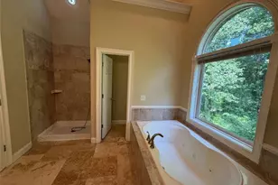 318 Waterford Cir, Cornelia, GA 30531 - Photo 18