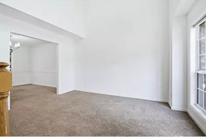 640 Suwanee Lakes Circle, Suwanee, GA 30024 - Photo 6