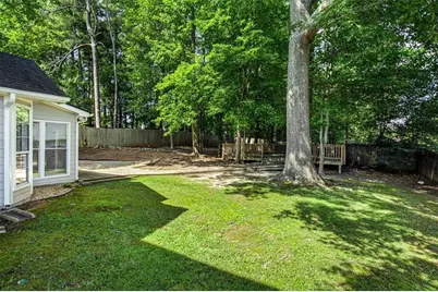 640 Suwanee Lakes Circle, Suwanee, GA 30024 - Photo 26
