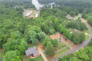149 Marina Cir, Jackson, GA 30233 - Photo 4
