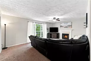 1400 Walnut Hill Cir, Lawrenceville, GA 30043 - Photo 4