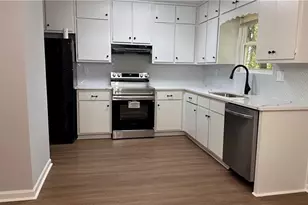 3420 Cedar Rock Ln, Lithonia, GA 30038 - Photo 6
