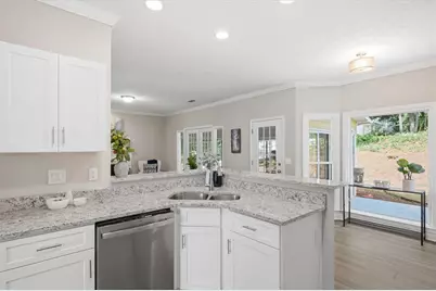 1893 Fairpointe Trace, Stone Mountain, GA 30088 - Photo 14