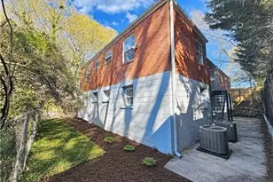 1328 Sharon St NW, Atlanta, GA 30314 - Photo 10