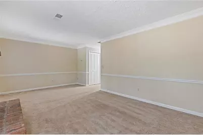 5278 Oakridge Drive, Stone Mountain, GA 30083 - Photo 16