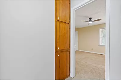5278 Oakridge Drive, Stone Mountain, GA 30083 - Photo 20