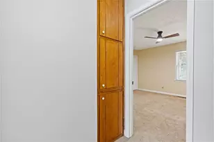 5278 Oakridge Dr, Stone Mountain, GA 30083 - Photo 20
