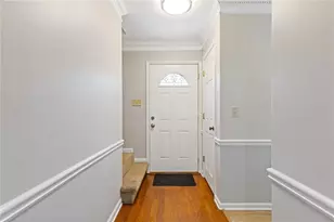 5278 Oakridge Dr, Stone Mountain, GA 30083 - Photo 6