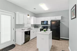 3402 Town Square Dr NW, Kennesaw, GA 30144 - Photo 8