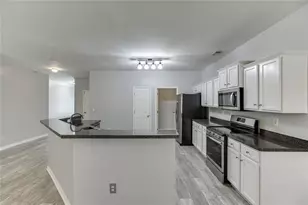 5854 Bridgeport Ct, Flowery Branch, GA 30542 - Photo 6