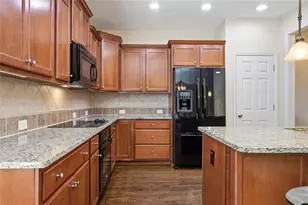 125 Chestnut Dr, Canton, GA 30114 - Photo 6