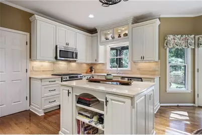 612 Trailwood Lane SW, Marietta, GA 30064 - Photo 2