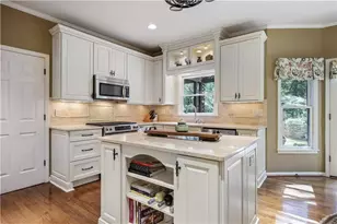 612 Trailwood Ln SW, Marietta, GA 30064 - Photo 2