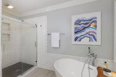 450 Greenlaurel Drive NE, Sandy Springs, GA 30342 - Photo 18