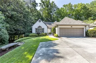 450 Greenlaurel Dr NE, Sandy Springs, GA 30342 - Photo 1