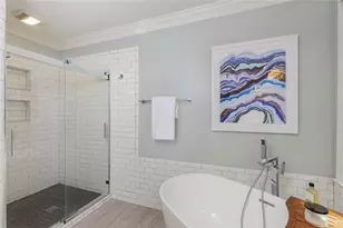 450 Greenlaurel Dr NE, Sandy Springs, GA 30342 - Photo 18