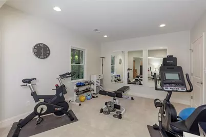 450 Greenlaurel Drive NE, Sandy Springs, GA 30342 - Photo 30
