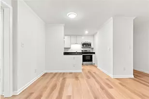 5095 Roswell Rd, Sandy Springs, GA 30342 - Photo 10