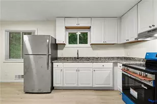 6186 Green Acres Dr SW, Covington, GA 30014 - Photo 12