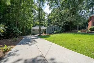3882 Centre Ct, Peachtree Corners, GA 30092 - Photo 8