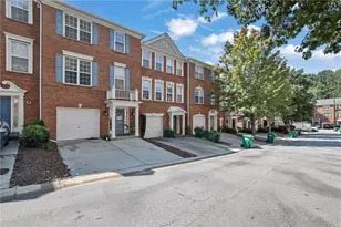 6300 Views Trce, Peachtree Corners, GA 30092 - Photo 2