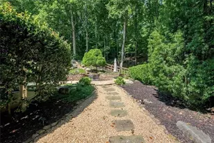 7560 Bridgegate Ct, Sandy Springs, GA 30350 - Photo 104