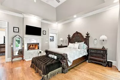 7560 Bridgegate Court, Sandy Springs, GA 30350 - Photo 36