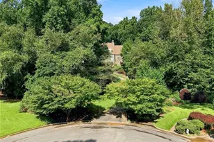 7560 Bridgegate Ct, Sandy Springs, GA 30350 - Photo 108
