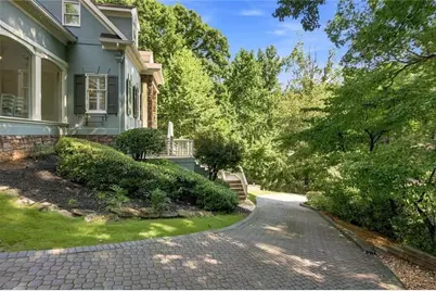 7560 Bridgegate Court, Sandy Springs, GA 30350 - Photo 6