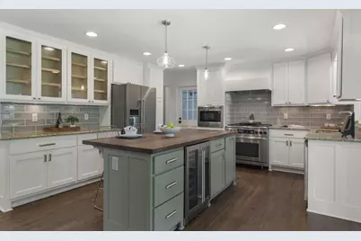 4795 Cherrywood Lane, Atlanta, GA 30342 - Photo 10