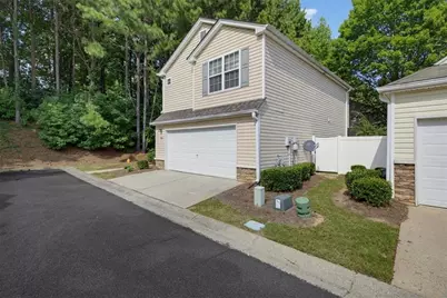 904 Windcroft Circle NW, Acworth, GA 30101 - Photo 2