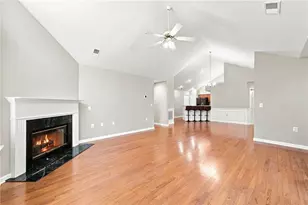 3204 Village Ln, Roswell, GA 30075 - Photo 10