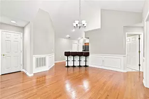 3204 Village Ln, Roswell, GA 30075 - Photo 14