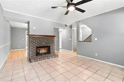 688 Stratford Green, Avondale Estates, GA 30002 - Photo 4