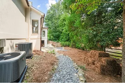 1820 Hadfield Boulevard, Roswell, GA 30075 - Photo 54